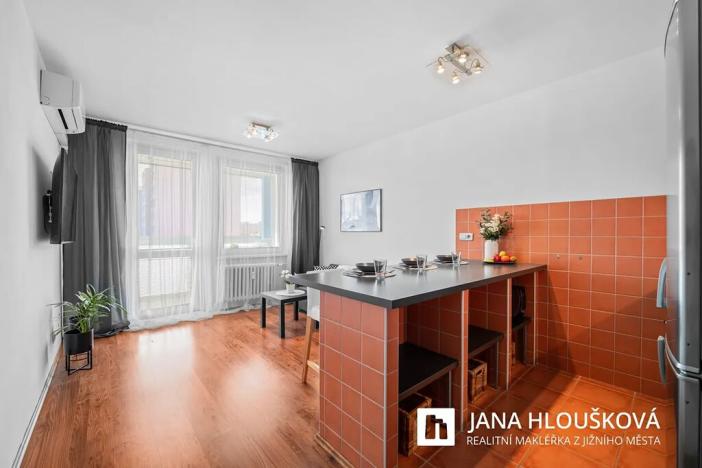 Prodej bytu 2+kk, Praha - Háje, Matúškova, 45 m2