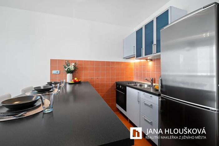 Prodej bytu 2+kk, Praha - Háje, Matúškova, 45 m2