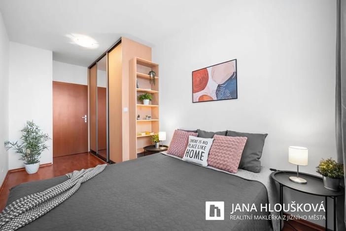 Prodej bytu 2+kk, Praha - Háje, Matúškova, 45 m2