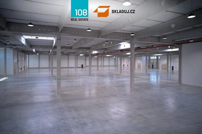 Pronájem skladu, Mikulov, Nádražní, 13850 m2