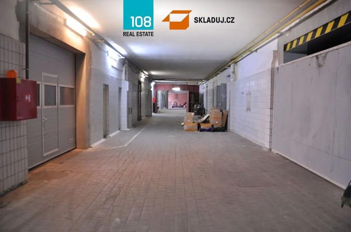 Pronájem skladu, Chomutov, 1300 m2