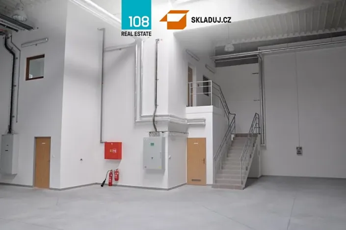 Pronájem skladu, Plzeň, Na Pomezí, 574 m2