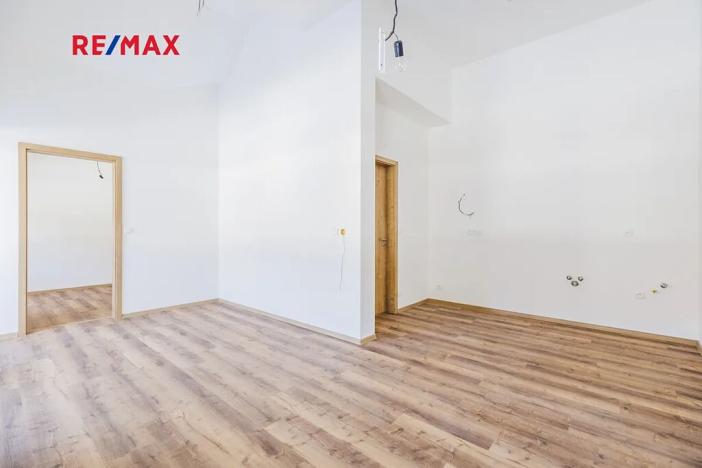 Prodej atypického bytu, Svoboda nad Úpou, Nádražní, 44 m2