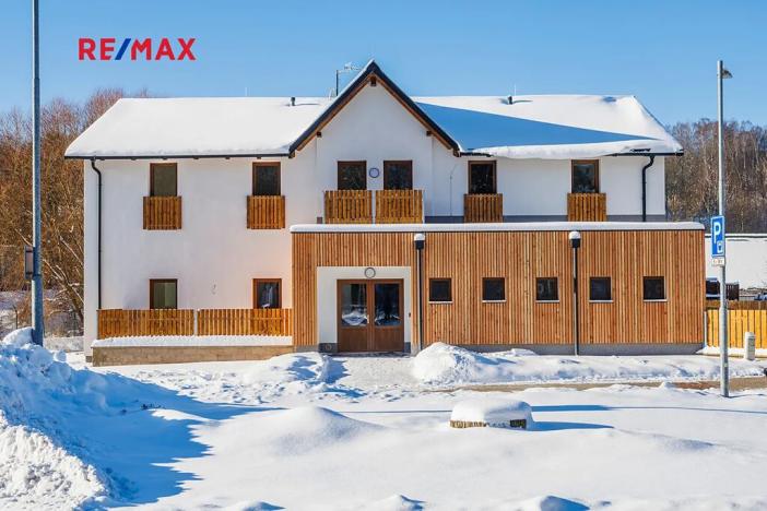 Prodej bytu 2+kk, Svoboda nad Úpou, Nádražní, 56 m2