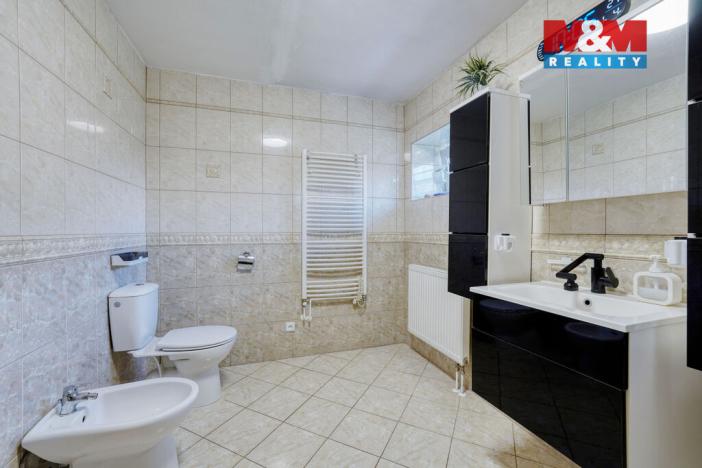 Prodej rodinného domu, Dolany, 225 m2