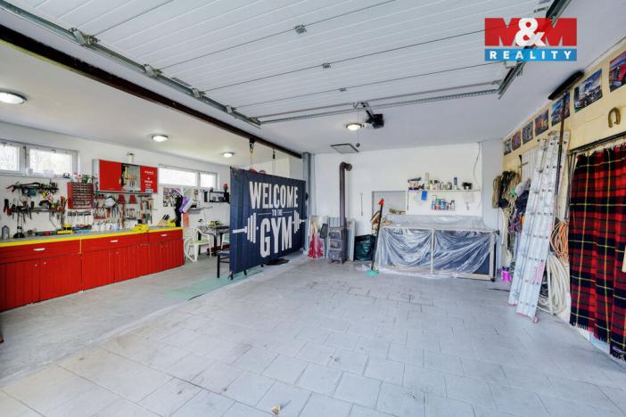 Prodej rodinného domu, Dolany, 225 m2