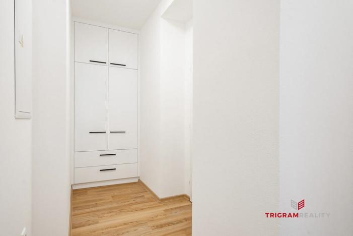 Pronájem bytu 2+kk, Hradec Králové, Čelakovského, 35 m2