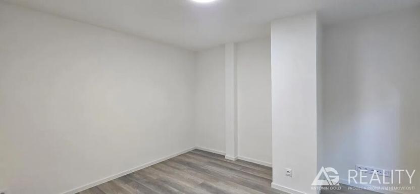 Prodej bytu 3+kk, Praha - Hlubočepy, Pod Žvahovem, 100 m2