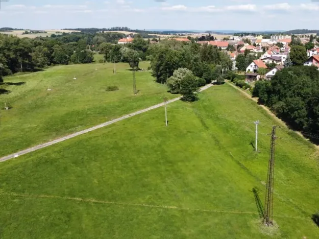 Dražba louky, Mirovice, 1251 m2