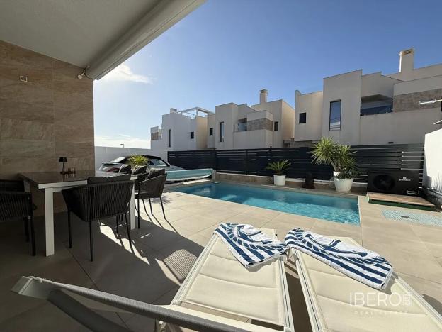 Prodej rodinného domu, Los Montesinos, Španělsko, 120 m2