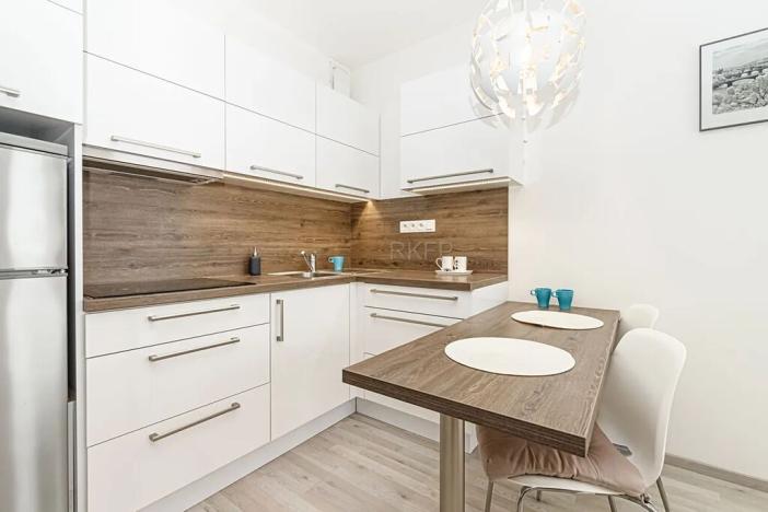 Pronájem bytu 1+kk, Praha - Vysočany, Strnadových, 33 m2