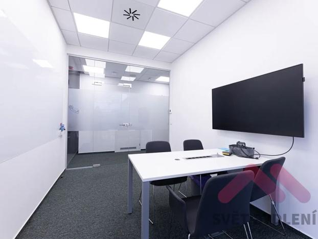 Pronájem kanceláře, Praha - Karlín, Sokolovská, 289 m2