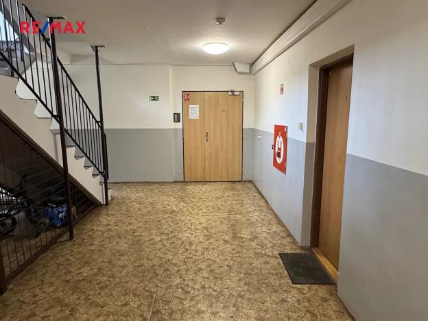 Pronájem bytu 2+kk, Kladno, Holandská, 40 m2