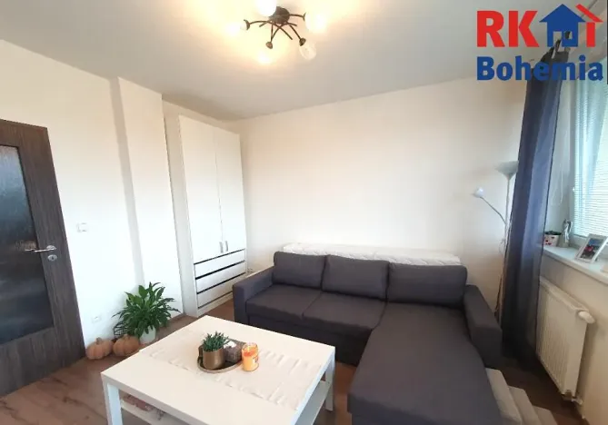 Pronájem bytu 1+kk, Mladá Boleslav, Laurinova, 35 m2