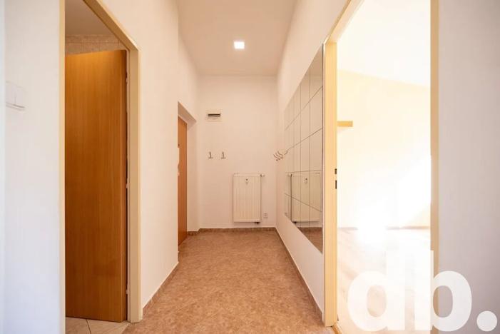 Pronájem bytu 3+kk, Karlovy Vary, Rumunská, 76 m2