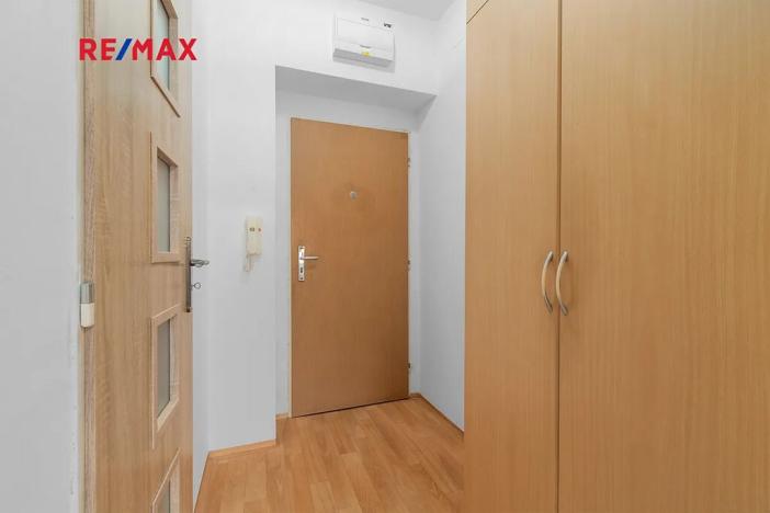 Pronájem bytu 1+kk, Přeštice, Na Chmelnicích, 41 m2