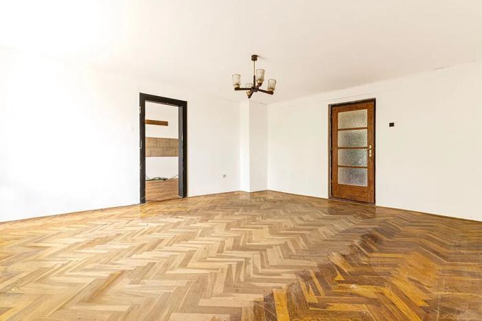 Prodej rodinného domu, Zásmuky, Komenského nám., 133 m2