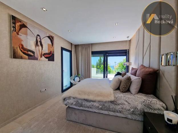 Prodej vily, Marbella, Španělsko, 552 m2