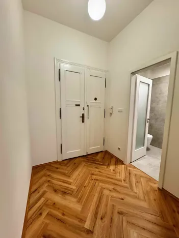 Pronájem bytu 2+kk, Praha - Karlín, Urxova, 50 m2