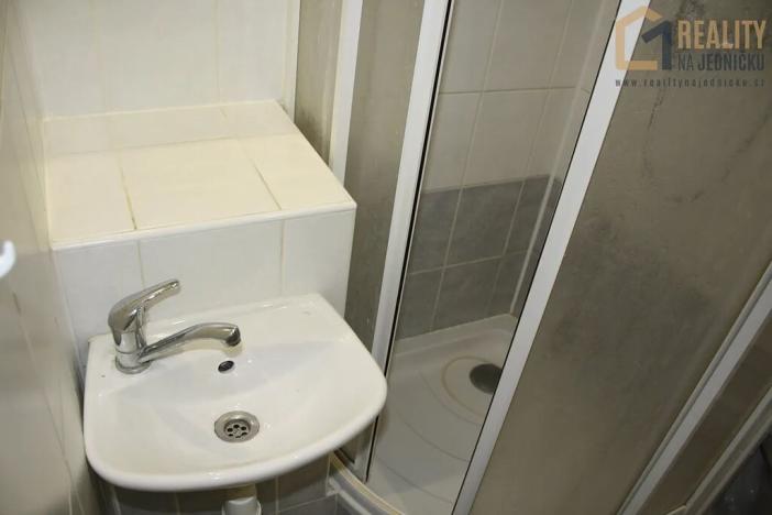 Pronájem bytu 1+kk, Ústí nad Orlicí, Chodská, 24 m2