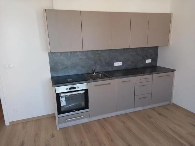 Pronájem bytu 1+kk, Praha - Černý Most, Dobrovolného, 32 m2