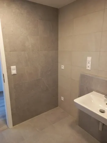 Pronájem bytu 1+kk, Praha - Černý Most, Dobrovolného, 32 m2