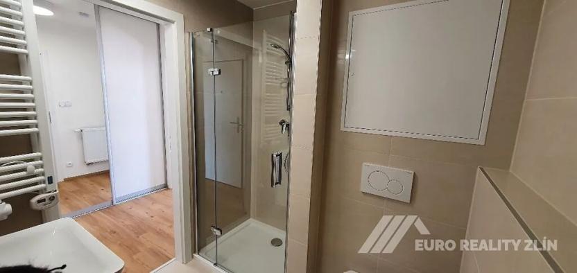 Pronájem bytu 1+kk, Zlín, Boněcký rybník, 38 m2