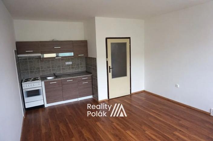 Pronájem bytu 2+kk, Liberec, Hrdinů, 41 m2