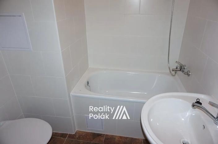 Pronájem bytu 2+kk, Liberec, Hrdinů, 41 m2