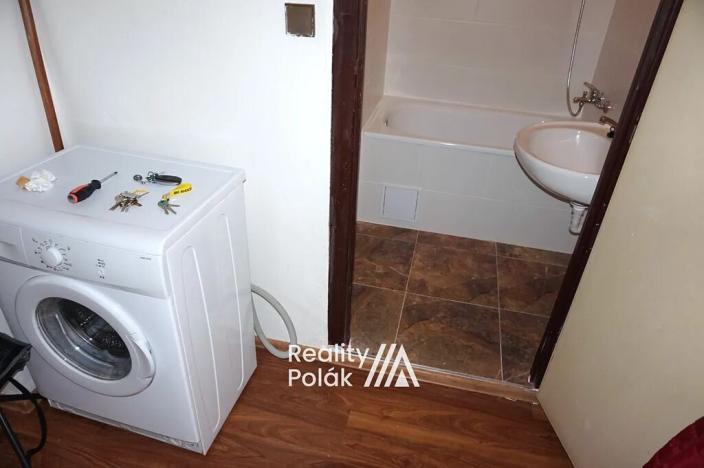 Pronájem bytu 2+kk, Liberec, Hrdinů, 41 m2