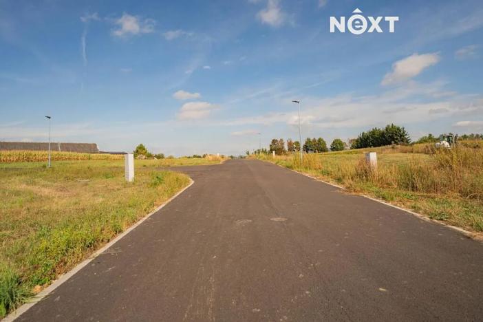 Prodej pozemku pro bydlení, Stavenice, 748 m2