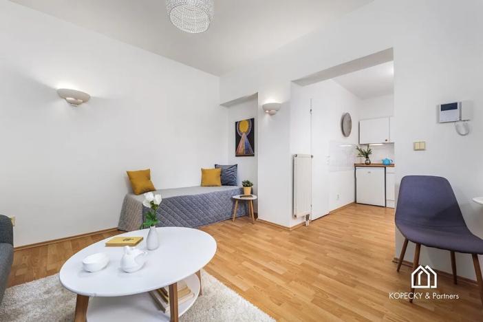 Prodej bytu 1+kk, Praha - Kbely, Toužimská, 29 m2