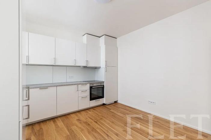 Pronájem bytu 2+kk, Praha - Smíchov, Plzeňská, 30 m2