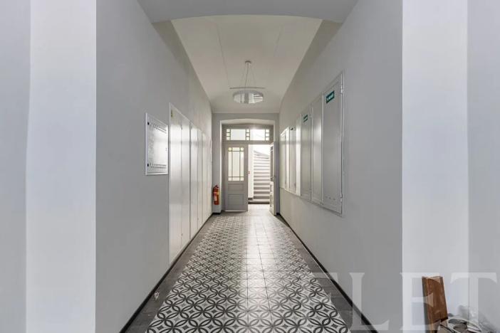 Pronájem bytu 2+kk, Praha - Smíchov, Plzeňská, 30 m2