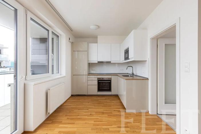 Pronájem bytu 1+kk, Praha - Jinonice, Pod stolovou horou, 42 m2