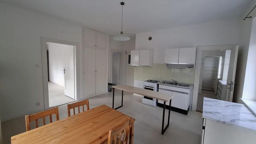 Pronájem bytu 3+1, Plzeň, Pod Záhorskem, 100 m2