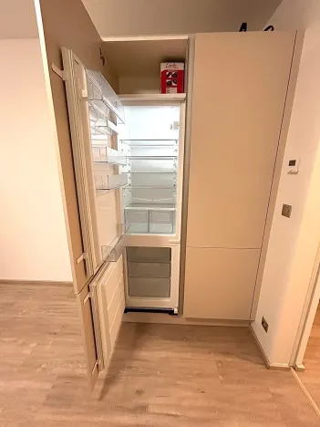 Pronájem bytu 1+kk, Praha - Libeň, Kurta Konráda, 39 m2