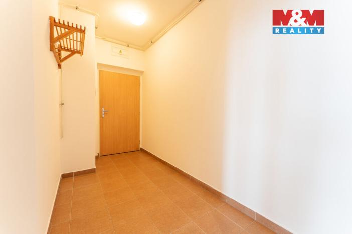 Prodej bytu 2+kk, Praha - Kyje, Pelušková, 52 m2
