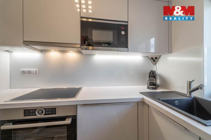 Prodej bytu 3+1, Hostivice, Na Pískách, 100 m2