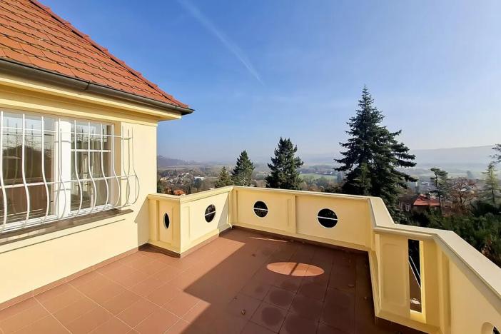 Pronájem vily, Černošice, V Horce, 300 m2