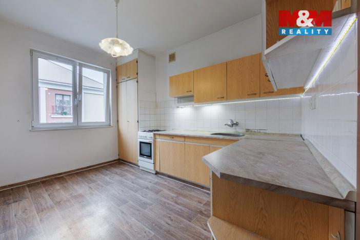 Prodej bytu 3+1, Nová Role, Školní, 74 m2