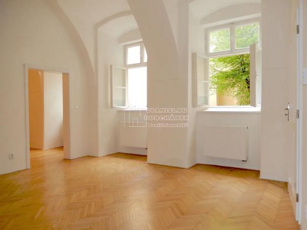 Pronájem kanceláře, Praha - Malá Strana, Karmelitská, 62 m2