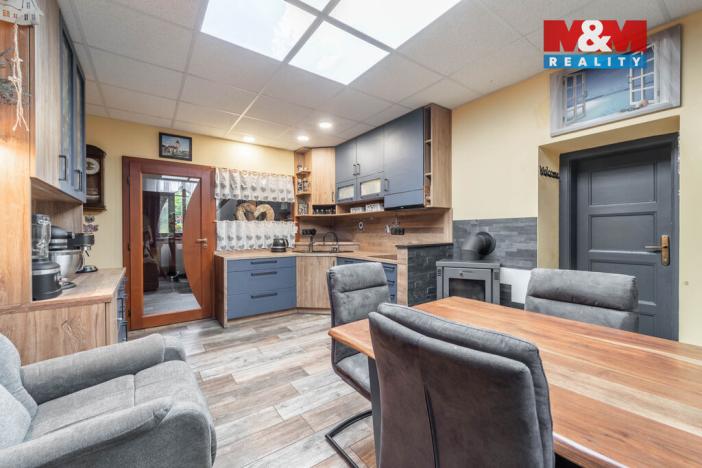 Prodej obchodního prostoru, Bechyně, 340 m2