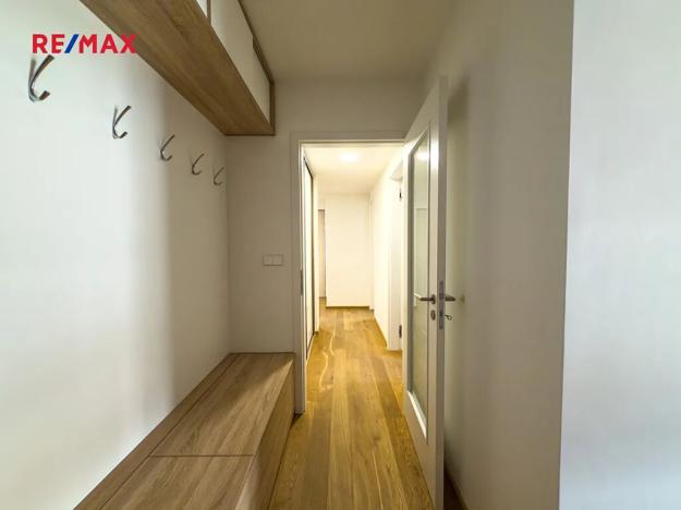 Pronájem bytu 3+kk, Praha - Lysolaje, Lysolajské údolí, 70 m2