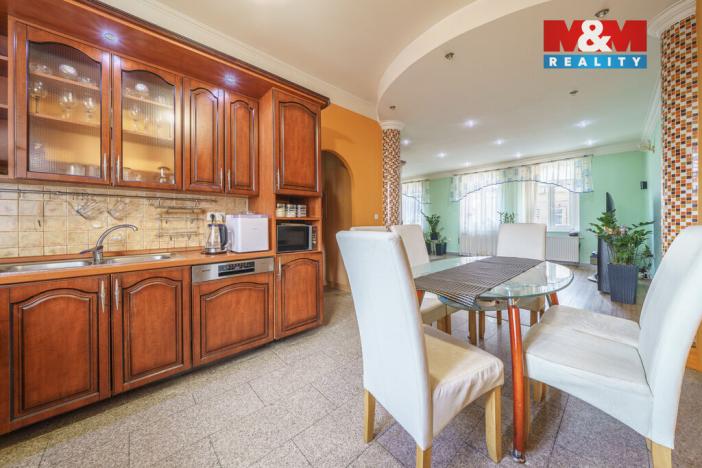 Prodej činžovního domu, Karlovy Vary - Bohatice, Jáchymovská, 700 m2