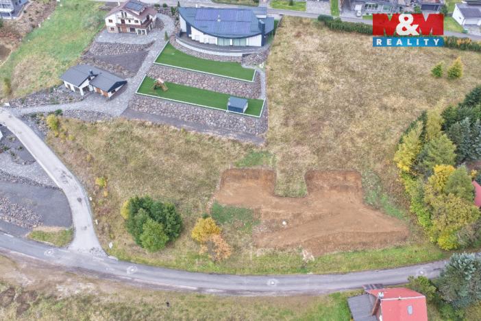 Prodej komerčního pozemku, Loučná pod Klínovcem - Loučná, 1666 m2