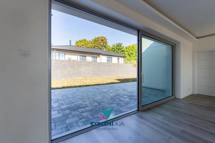 Prodej rodinného domu, Dubí, V Aleji, 206 m2