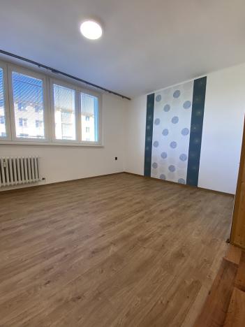 Pronájem bytu 2+1, Meziboří, J. A. Komenského, 44 m2