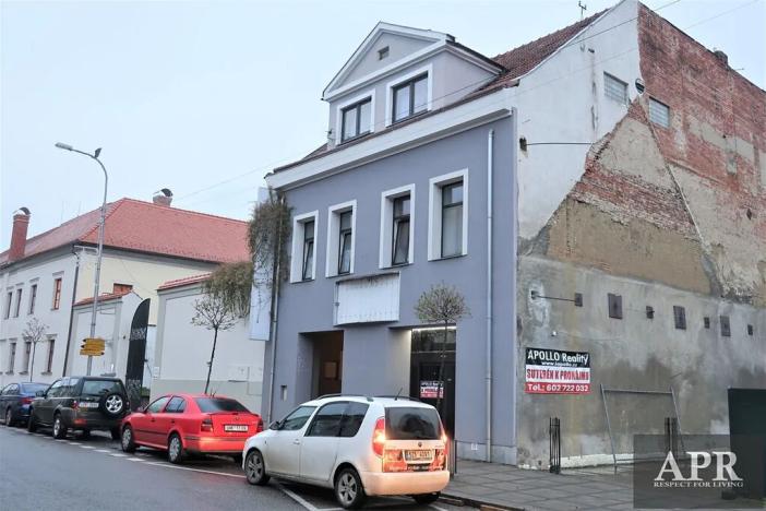 Prodej komerční nemovitosti, Uherský Brod, Moravská, 954 m2