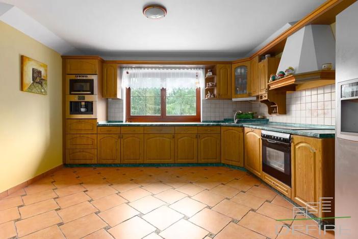 Prodej komerční nemovitosti, Praha - Újezd nad Lesy, Starokolínská, 510 m2